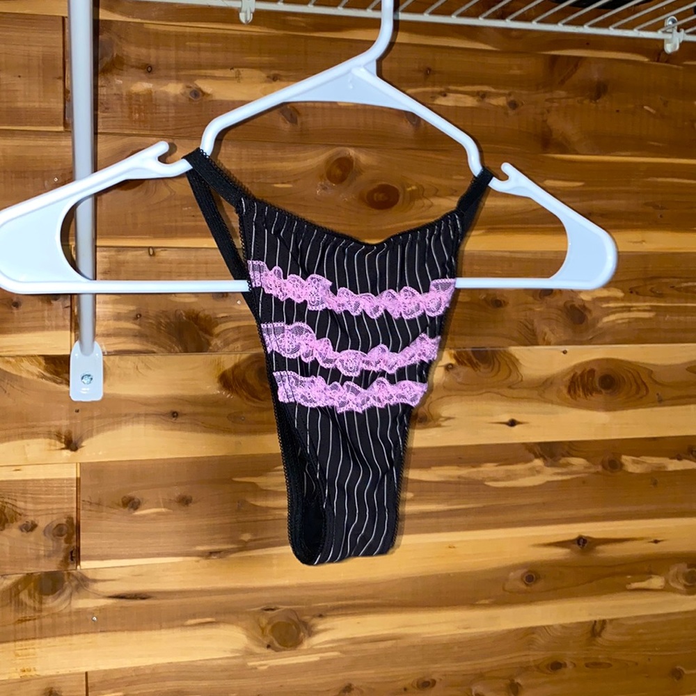 Dreamgirl Lingerie Set - image 8